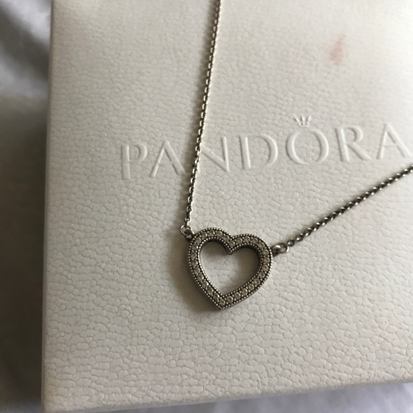 Pandora heart diamond necklace - Picture 2 of 3
